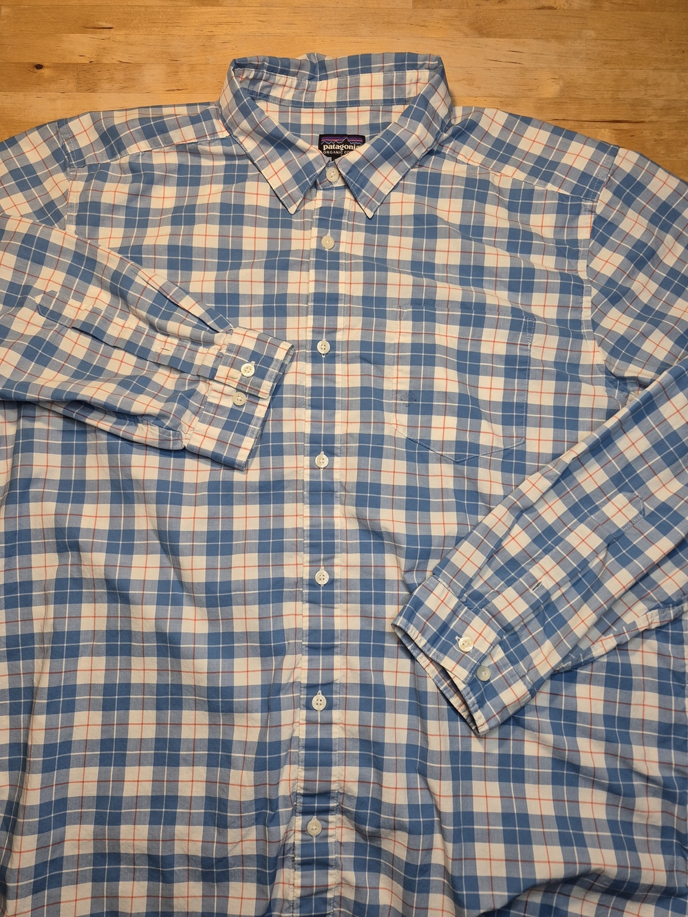 Patagonia Men’s Light Blue and White Plaid Shirt with Orange Stripes 4979